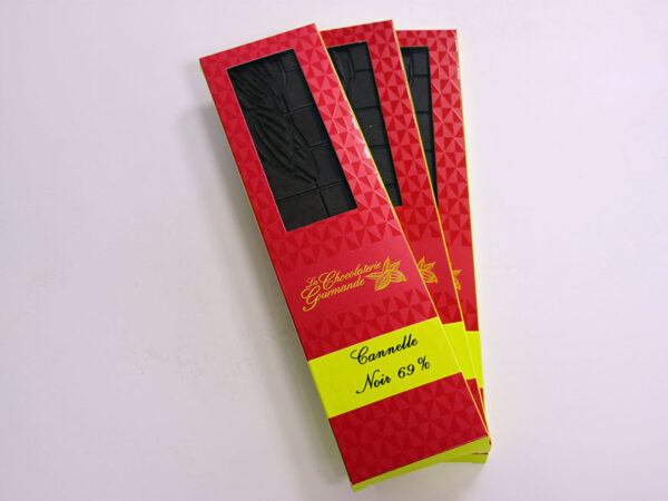 Tablette de chocolat noir 69% Cannelle